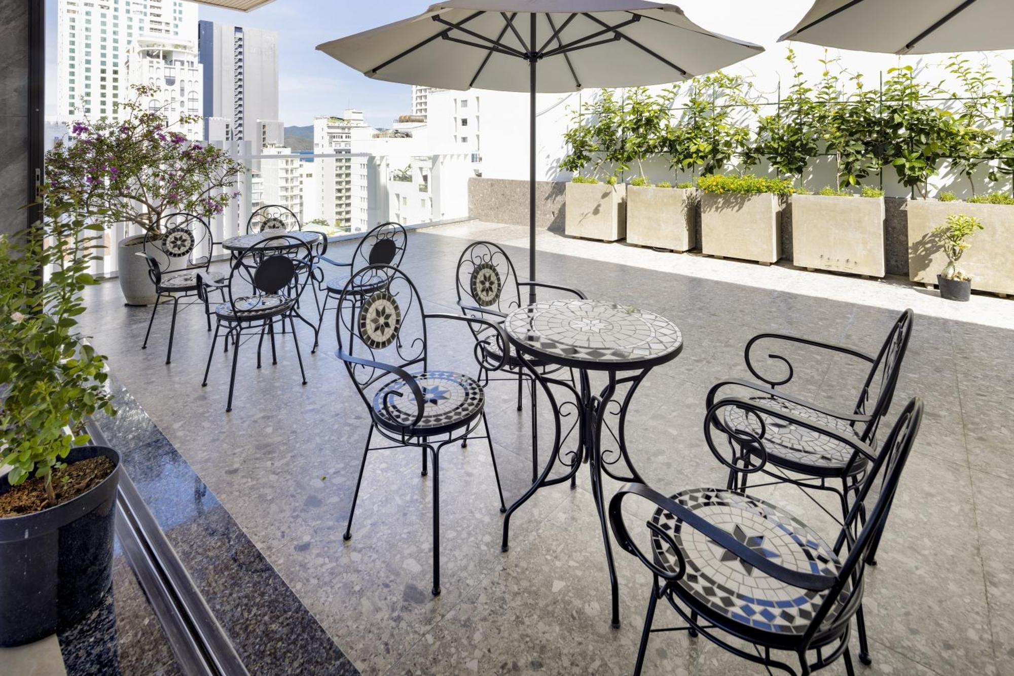 The Summer Hotel Nha Trang Exterior photo