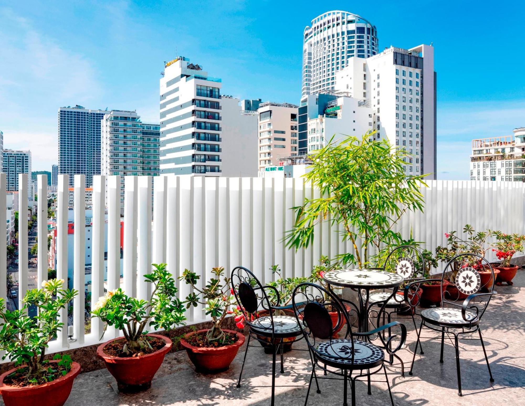 The Summer Hotel Nha Trang Exterior photo