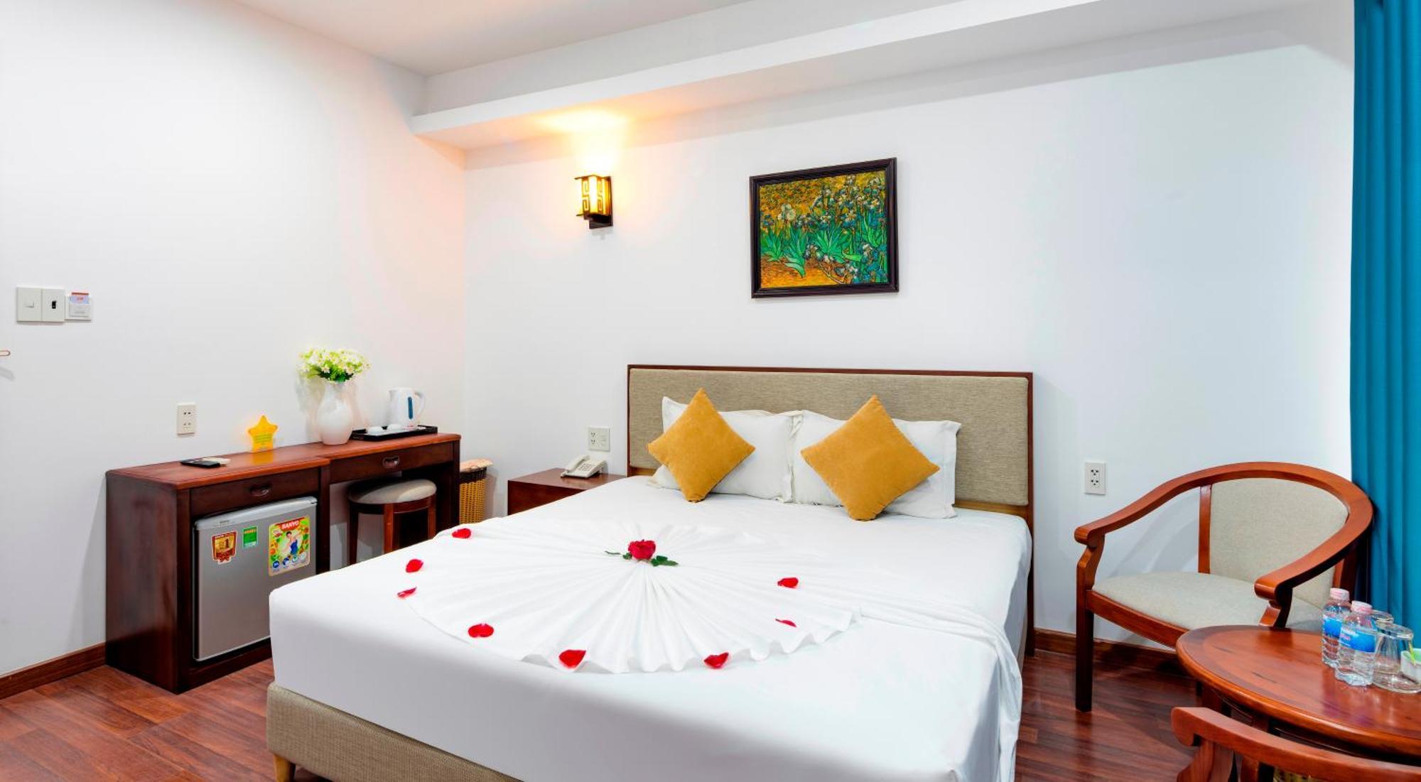 The Summer Hotel Nha Trang Exterior photo